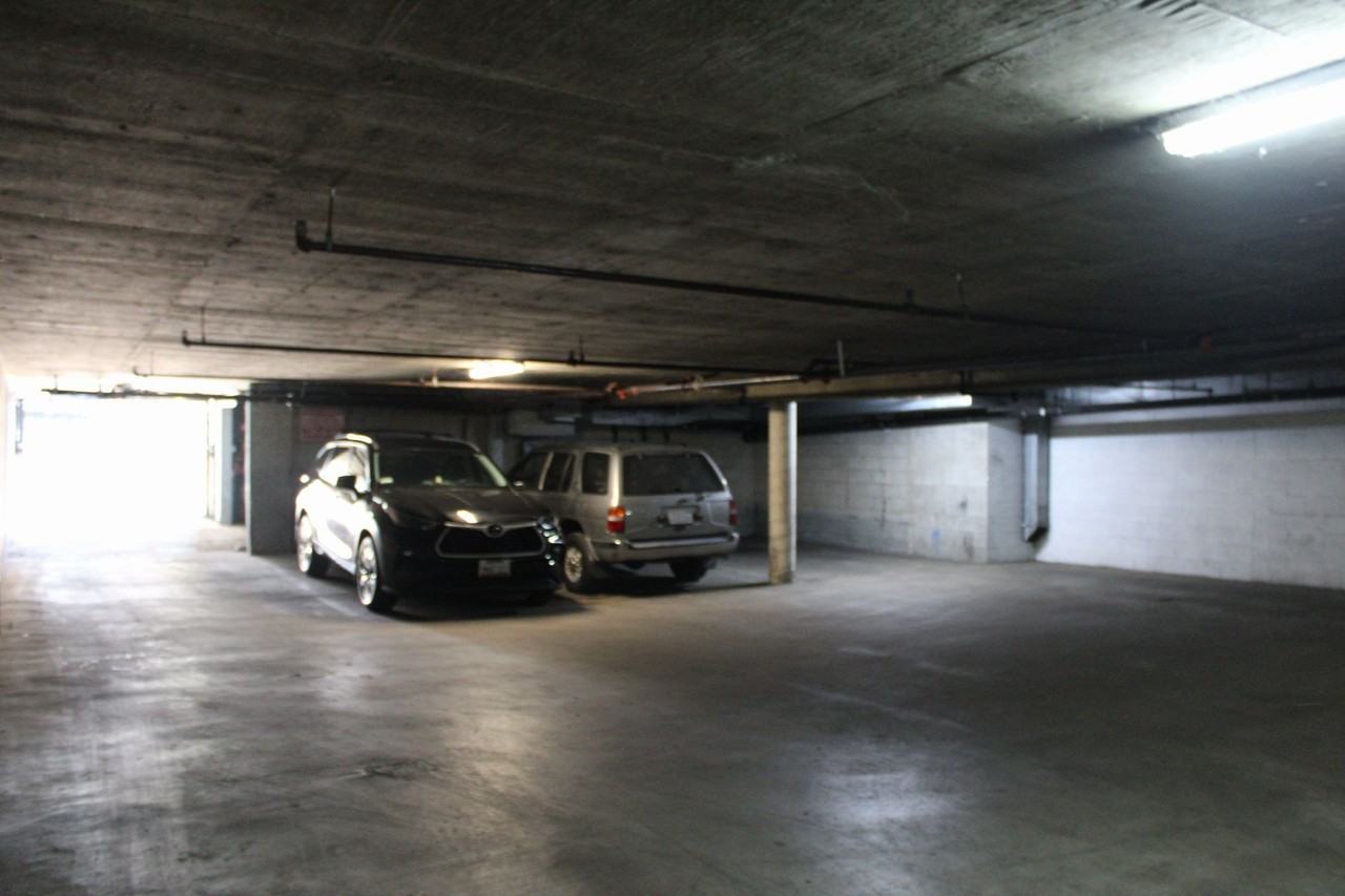 Electro Apartments - Photo 7 of 13