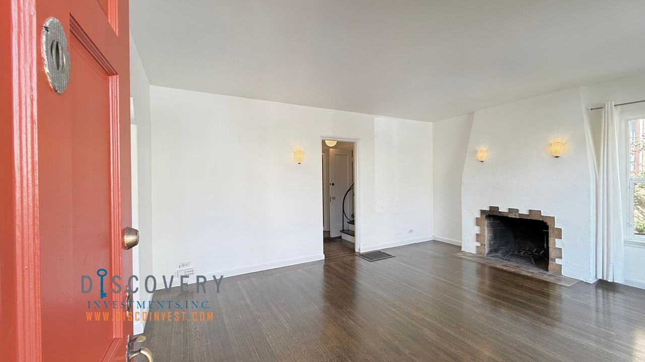 3007 Sheffield Ave - Photo 2 of 22