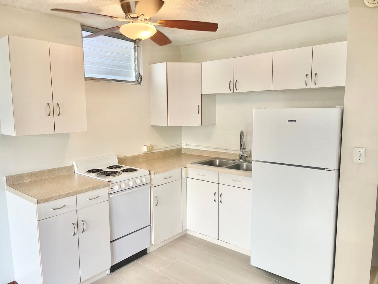 1914 University Ave #202 - Photo 4 of 20