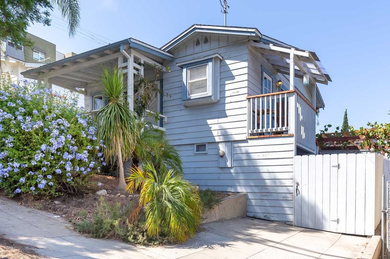 1932 Polk Ave - Photo 2 of 17