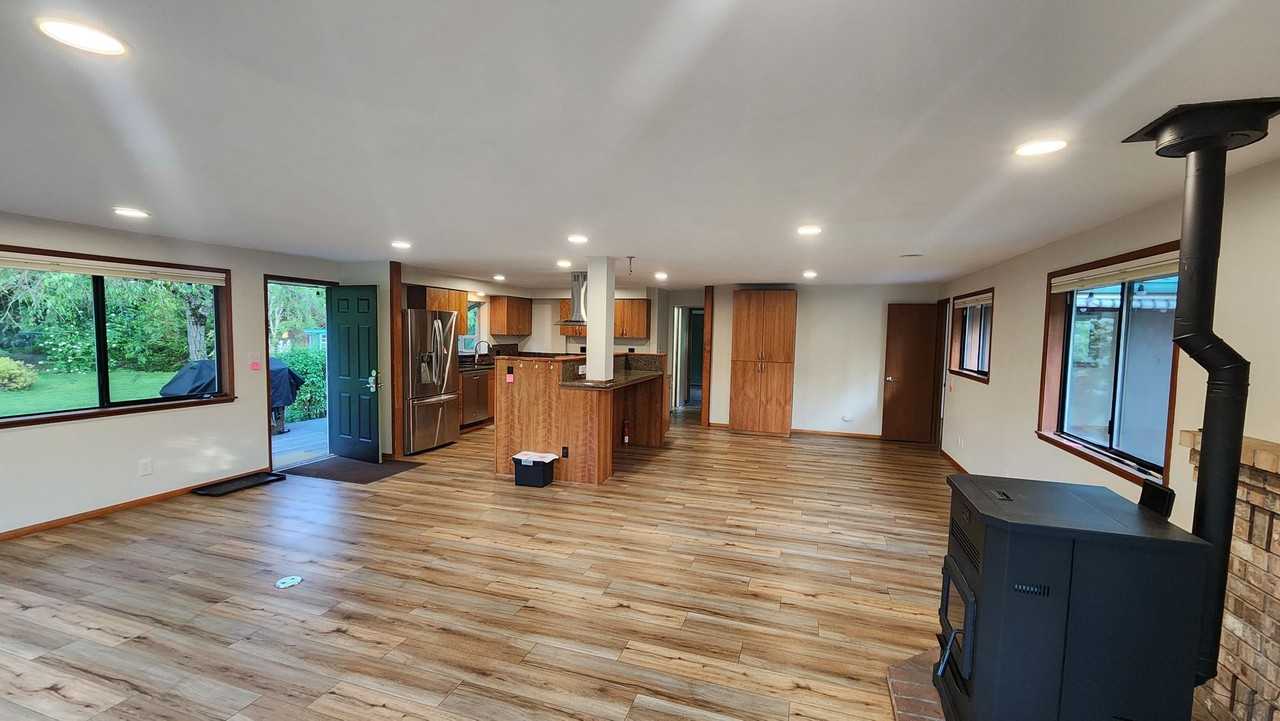 39927 May Creek Rd - Photo 3 of 50