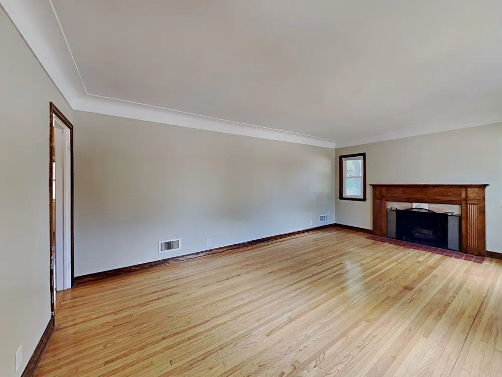 2004 E 42nd St #NA - Photo 3 of 9