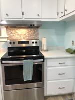 featured image of 729 N Center St