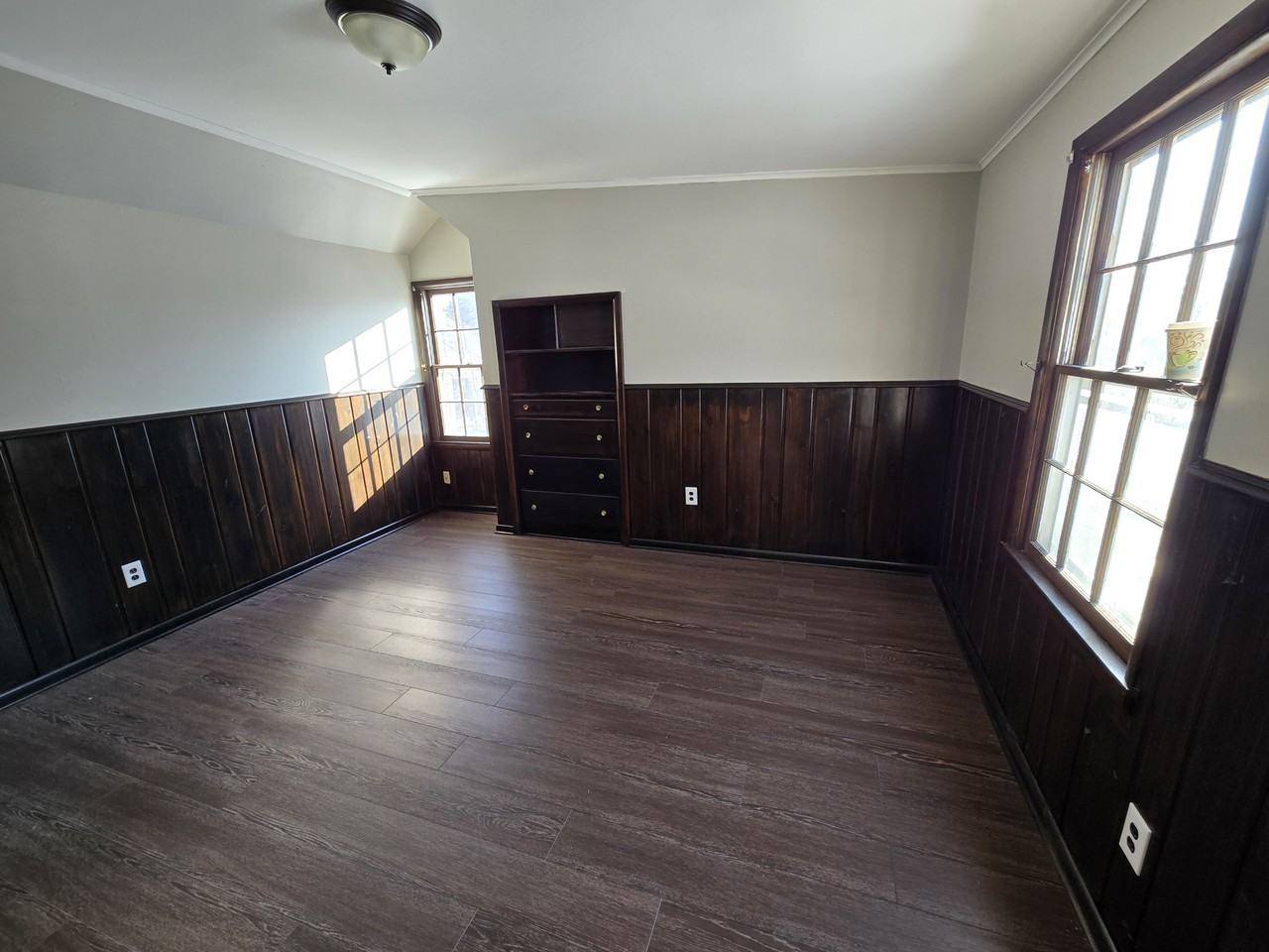 1305 Collegewood St #NA - Photo 6 of 13