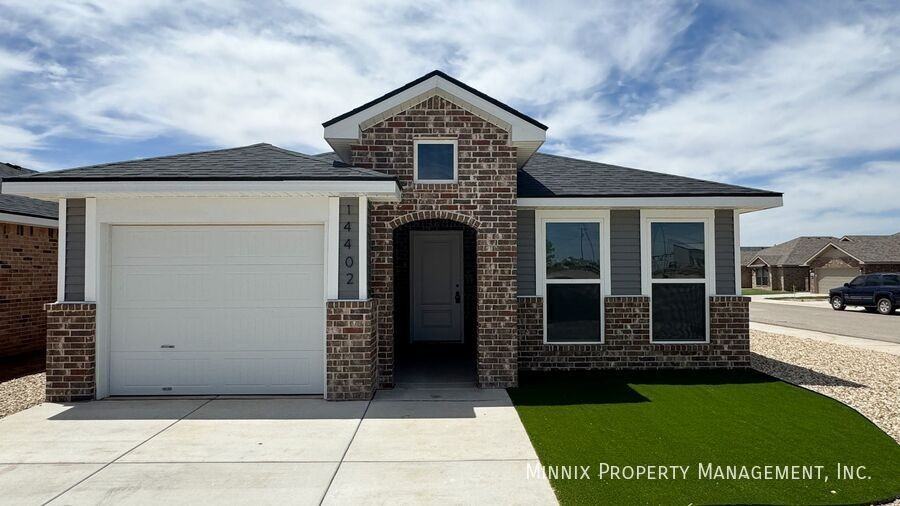 14402 Paris Ave - Photo 3 of 32