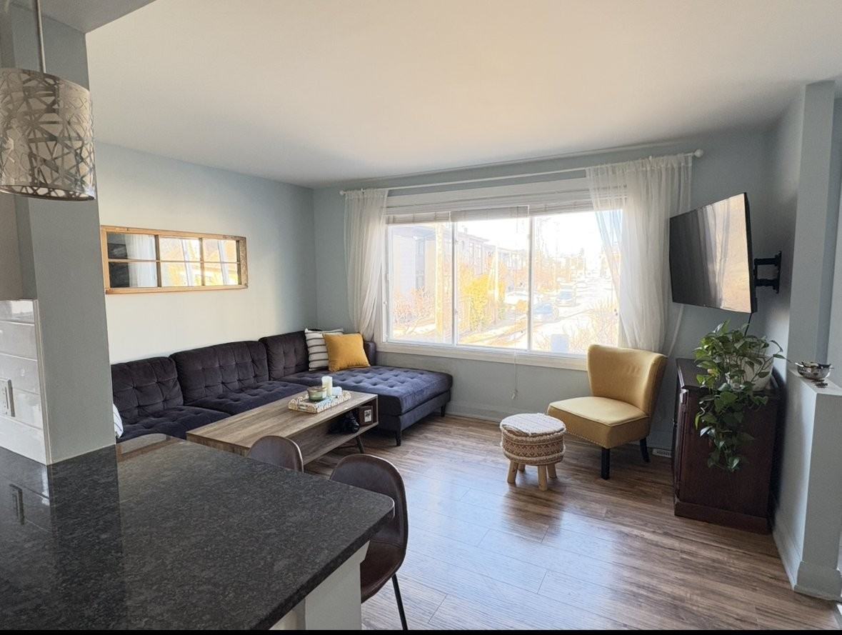 388 Winston Ave - Photo 3 of 22