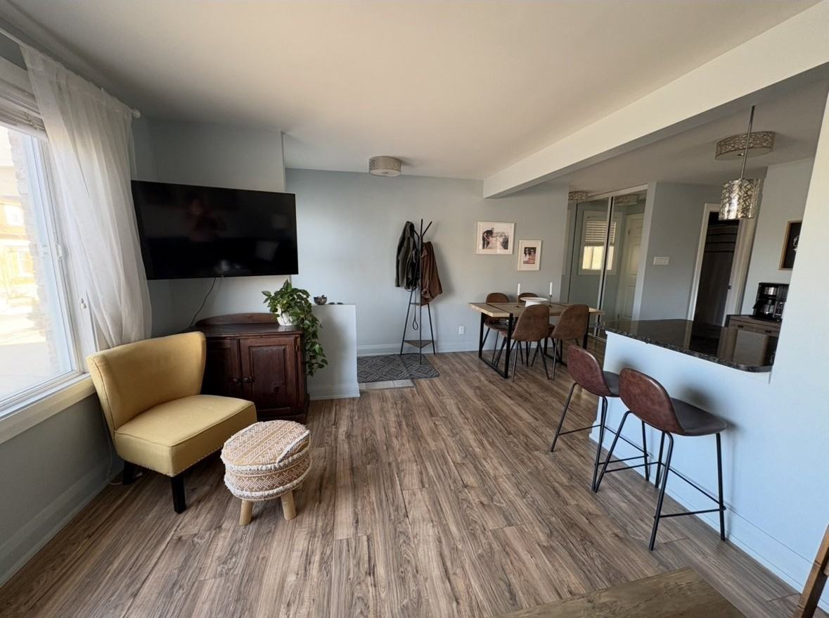 388 Winston Ave - Photo 4 of 22