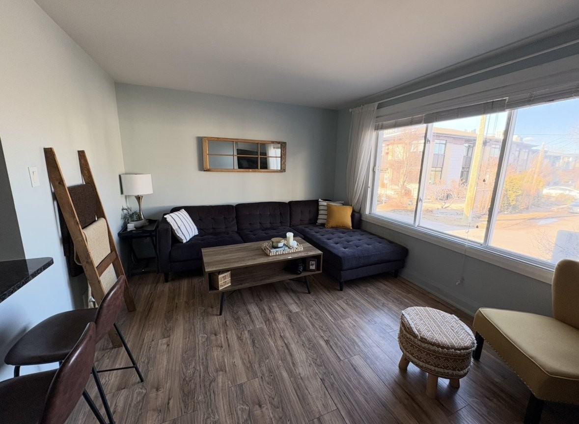 388 Winston Ave - Photo 6 of 22