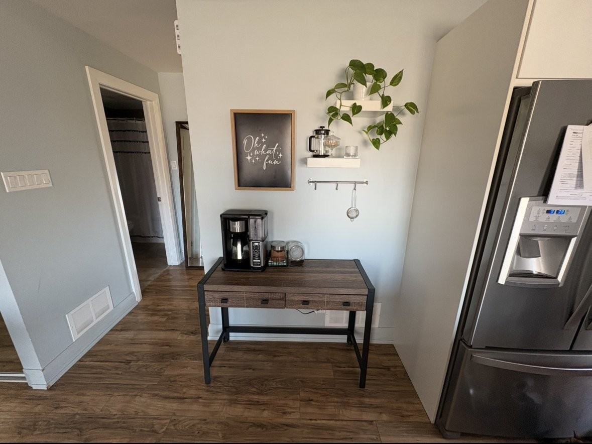 388 Winston Ave - Photo 7 of 22