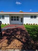 featured image of 987 Ne 145th St