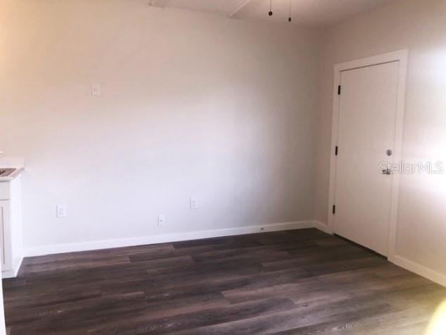 1401 East Alfred Street #9 - Photo 5 of 18