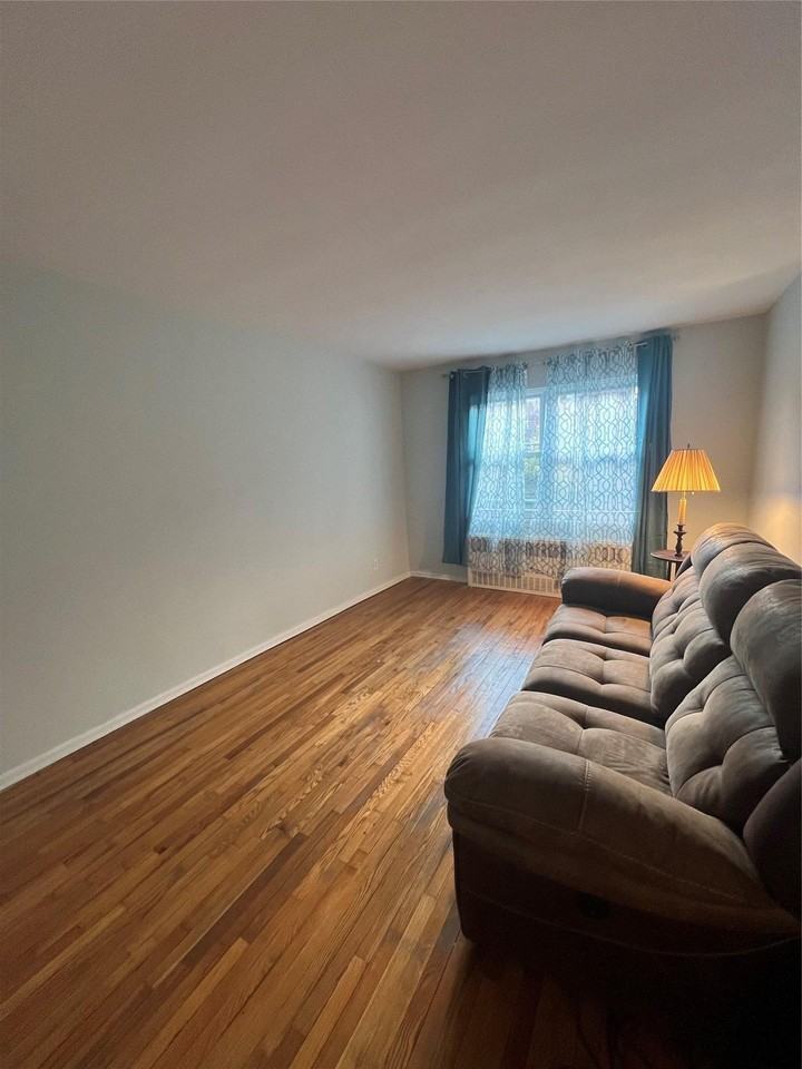 4120 210th St #1 - Photo 6 of 17