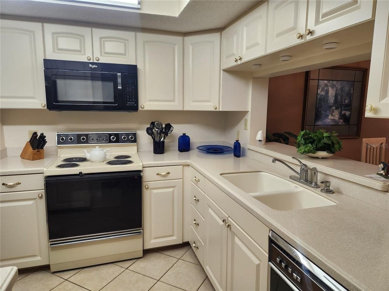 6503 Stone River Rd #109 - Photo 6 of 39