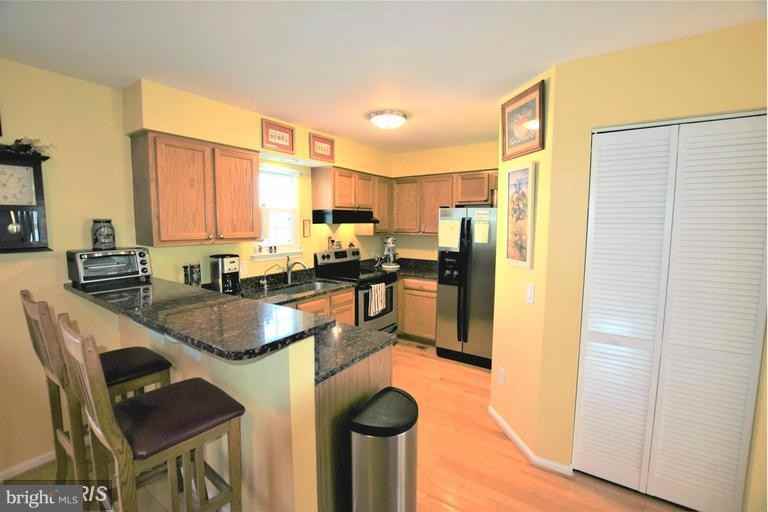 403 Mcdaniel Dr - Photo 2 of 13