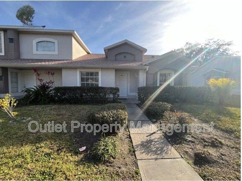 14796 Laguna Beach Cir - Photo 2 of 18