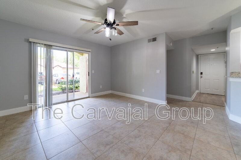725 Crest Pines Dr #417 - Photo 5 of 33