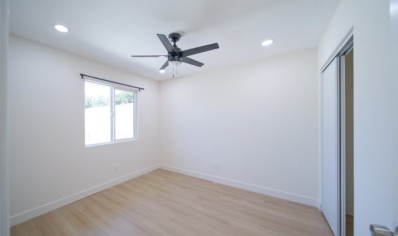 206 W Broadbent Dr - Photo 7 of 12