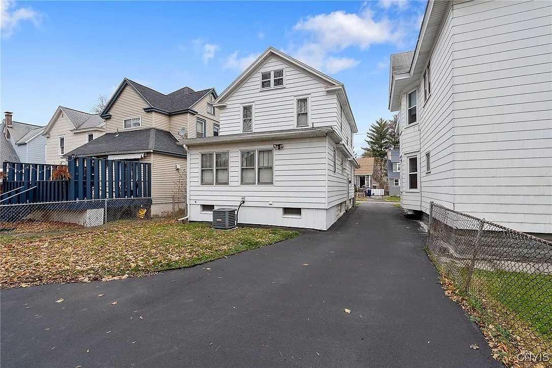 315 Mildred Ave #1 - Photo 7 of 27