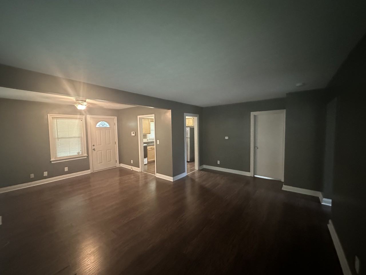 10308 La Plaza Ave #1 - Photo 5 of 12