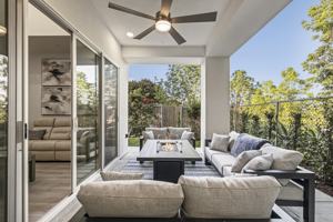 featured image of 2217 Estribo Dr