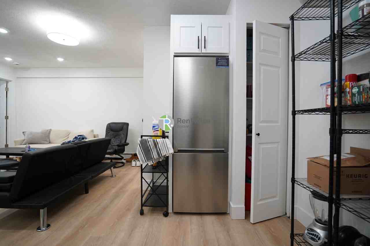 741 East 6th Street #8 - Photo 2 of 10