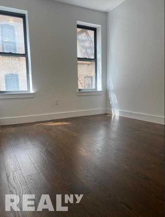 Eastern Pkwy #3F - Photo 2 of 7