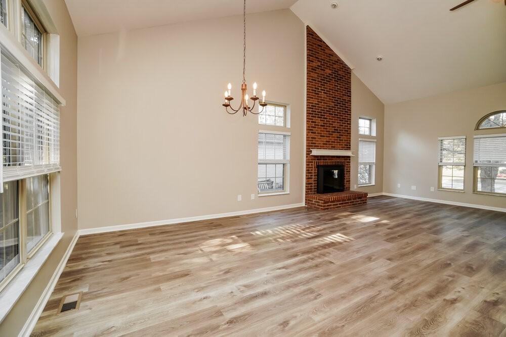 1635 Saffron Dr - Photo 7 of 18