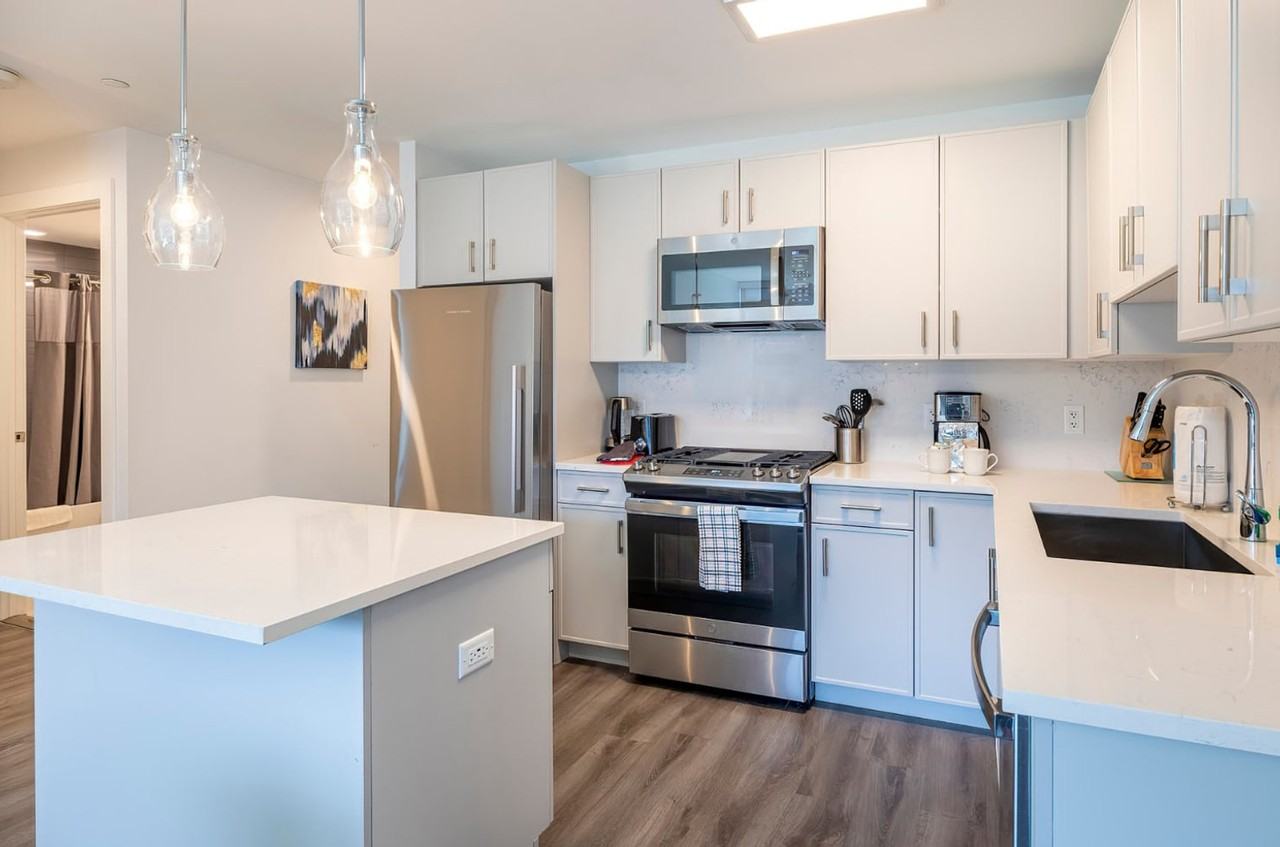 405 Atlantic St #1050387P - Photo 5 of 12