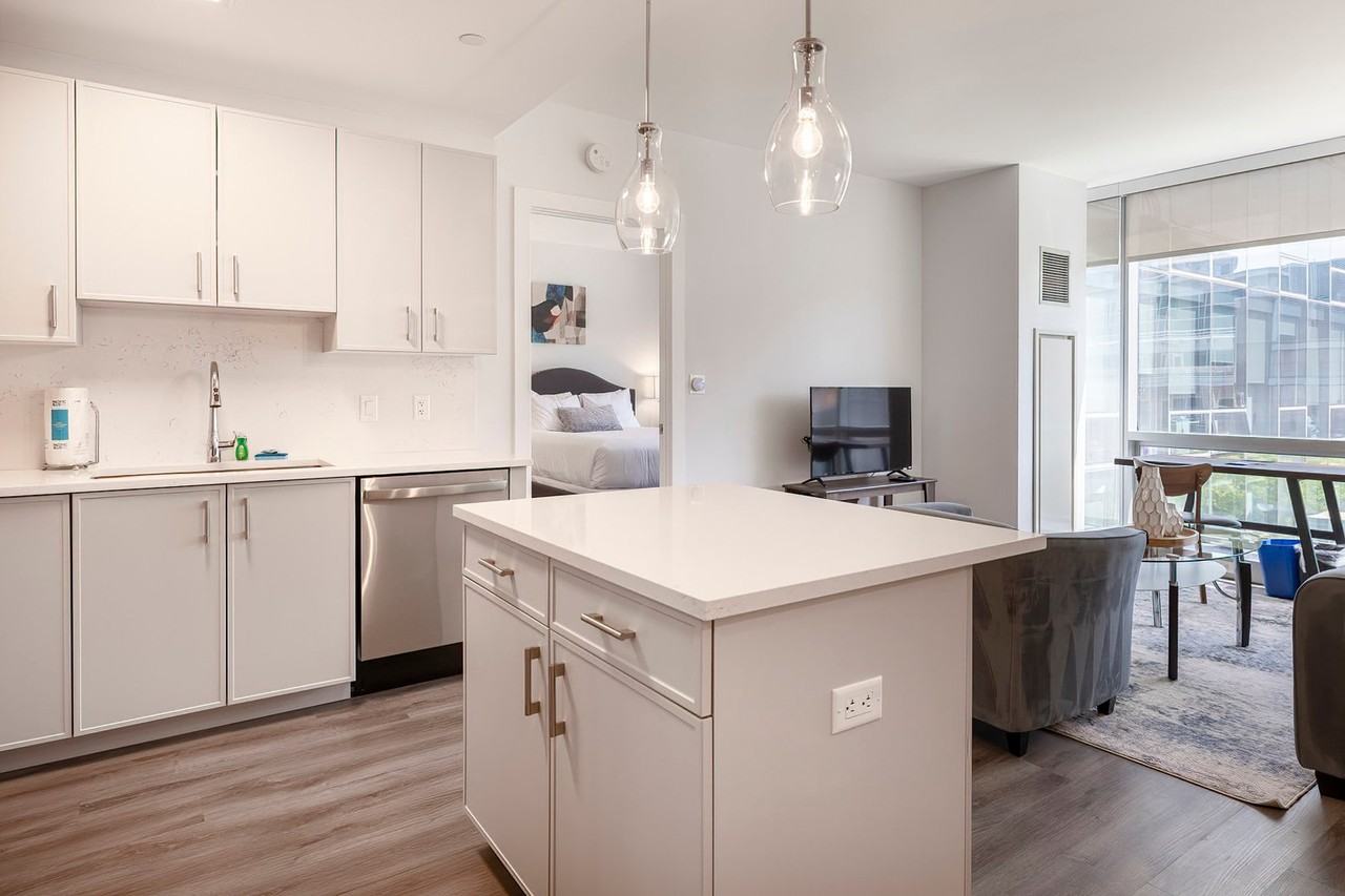 405 Atlantic St #1050387P - Photo 6 of 12