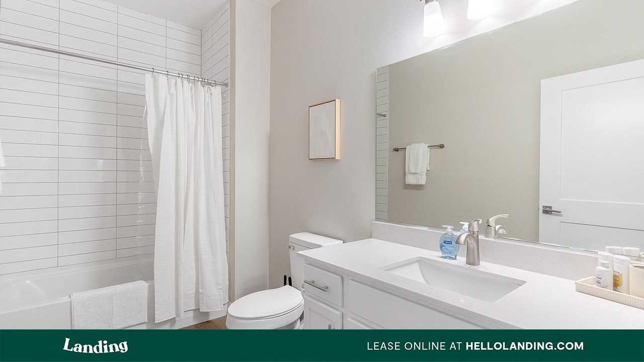 8900 Archer Ave - Photo 4 of 50