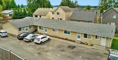 2526 196th St Se #B - Photo 3 of 13