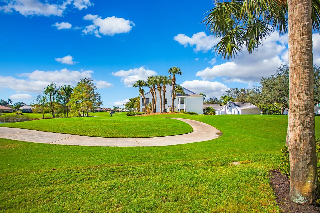 6040 Pinnacle Ln #1 - Photo 4 of 50