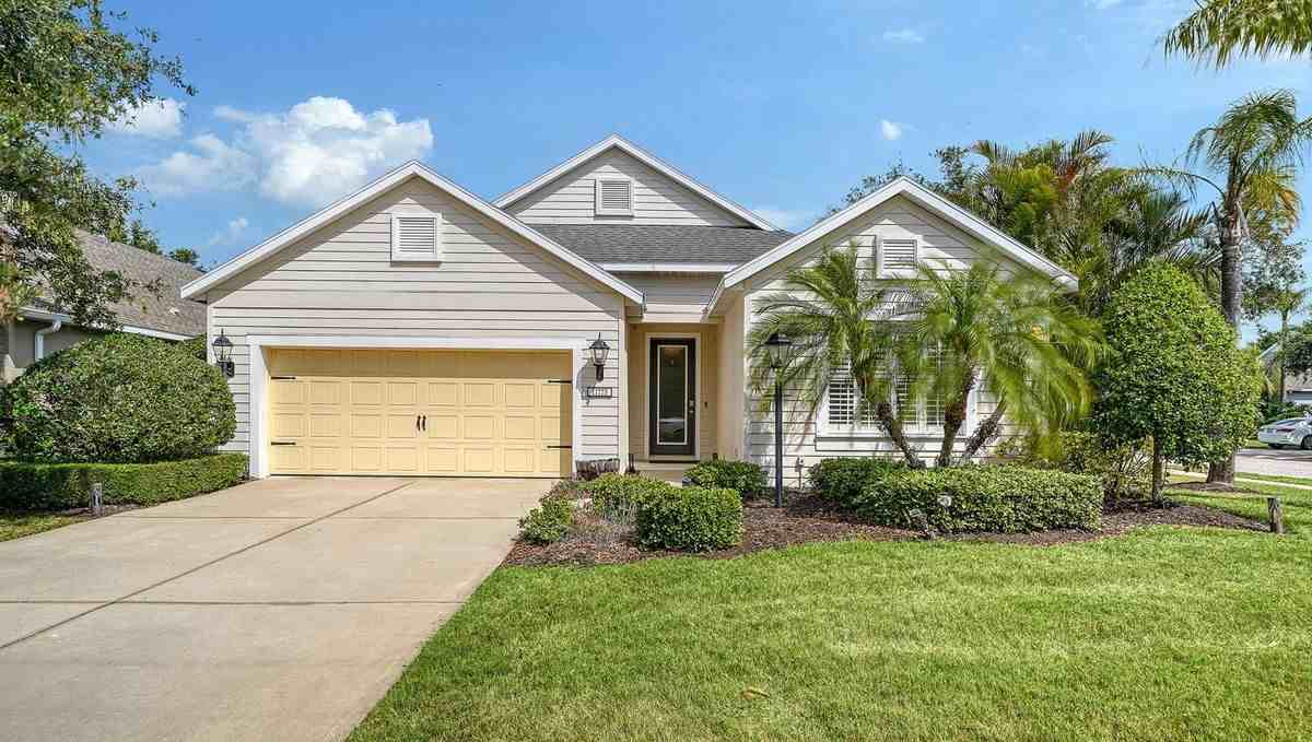 11773 Forest Park Cir - Photo 3 of 29