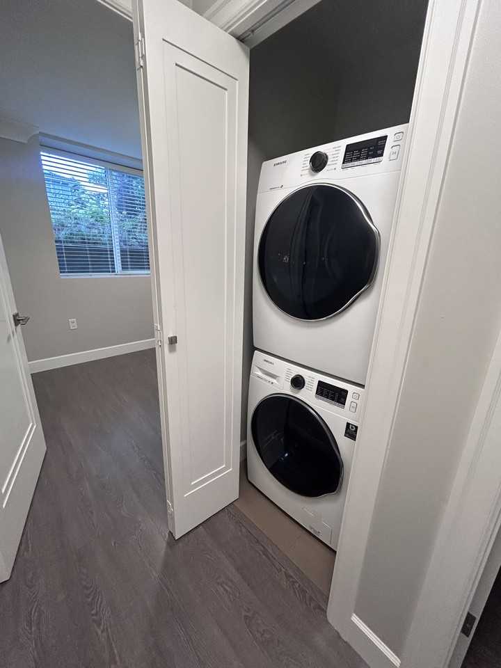 E 54th Ave & Stirling St - Photo 4 of 8