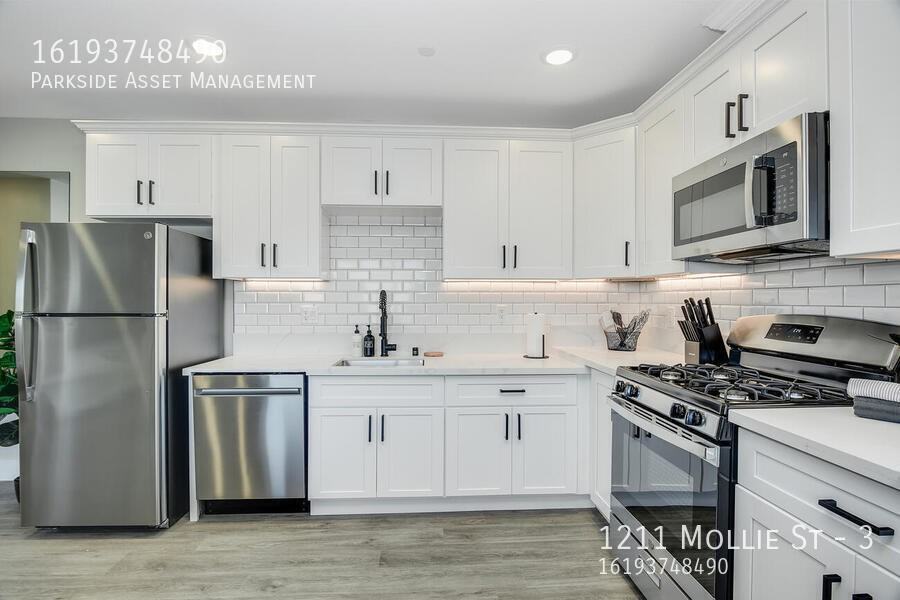 1211 Mollie St #3 - Photo 6 of 15