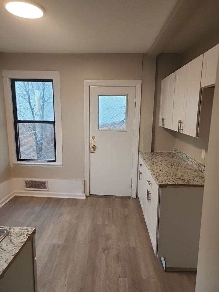 S0002 - 101 Maple - Photo 3 of 50