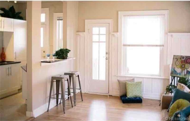 1356 N Pearl St #211 - Photo 3 of 7