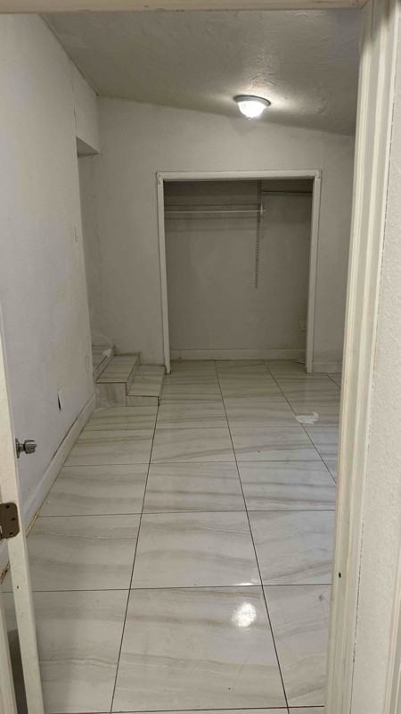 7573 Nw 12th Ct - Photo 3 of 6