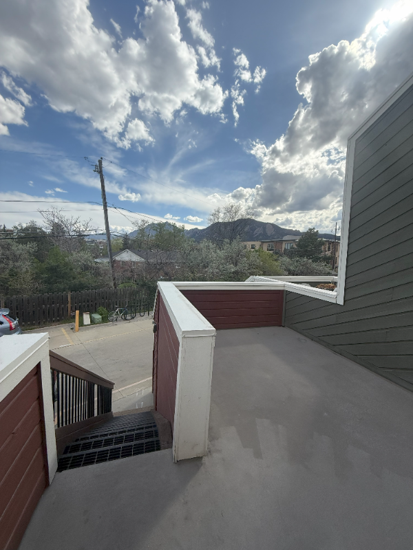 2857 Springdale Ln - Photo 3 of 19