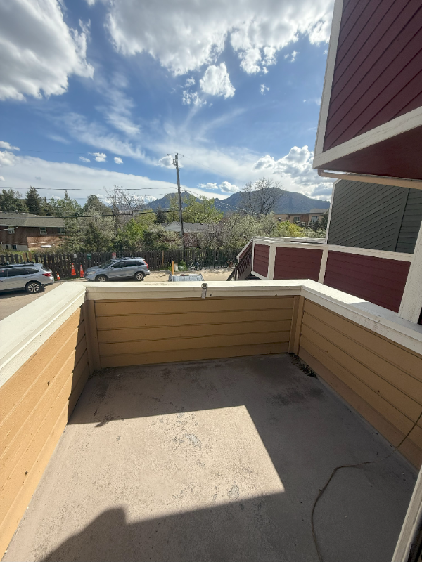 2857 Springdale Ln - Photo 4 of 19