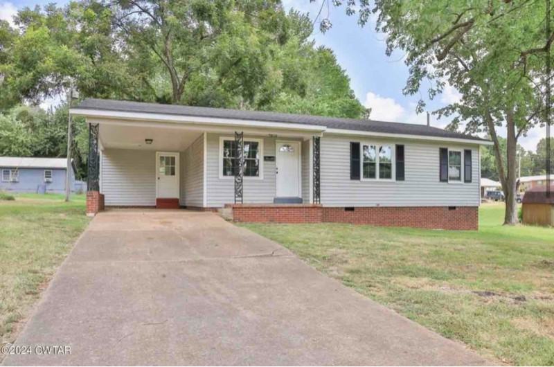 106 S Shelby St - Photo 2 of 12