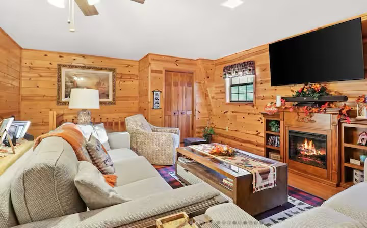 18 Wolf Den Valley Rd - Photo 3 of 17