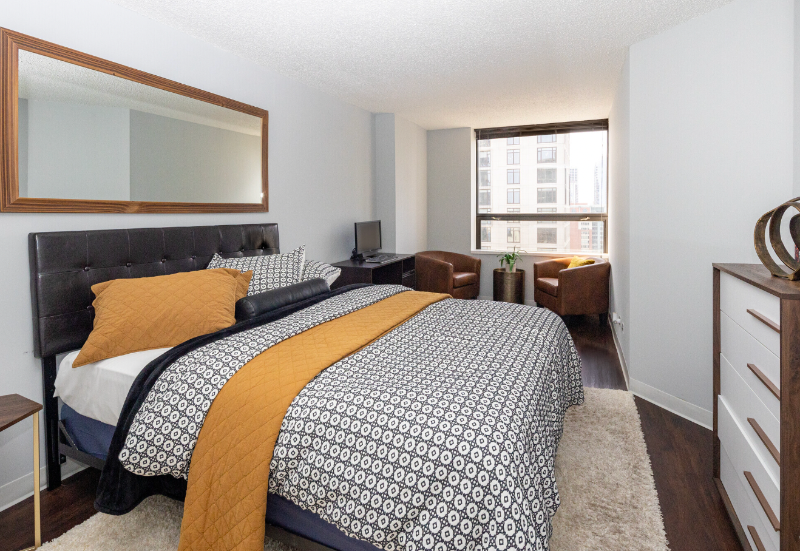 485 East Ohio Street #485EOHIO - Photo 2 of 15