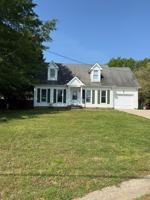 featured image of 910 Dolphin Ln