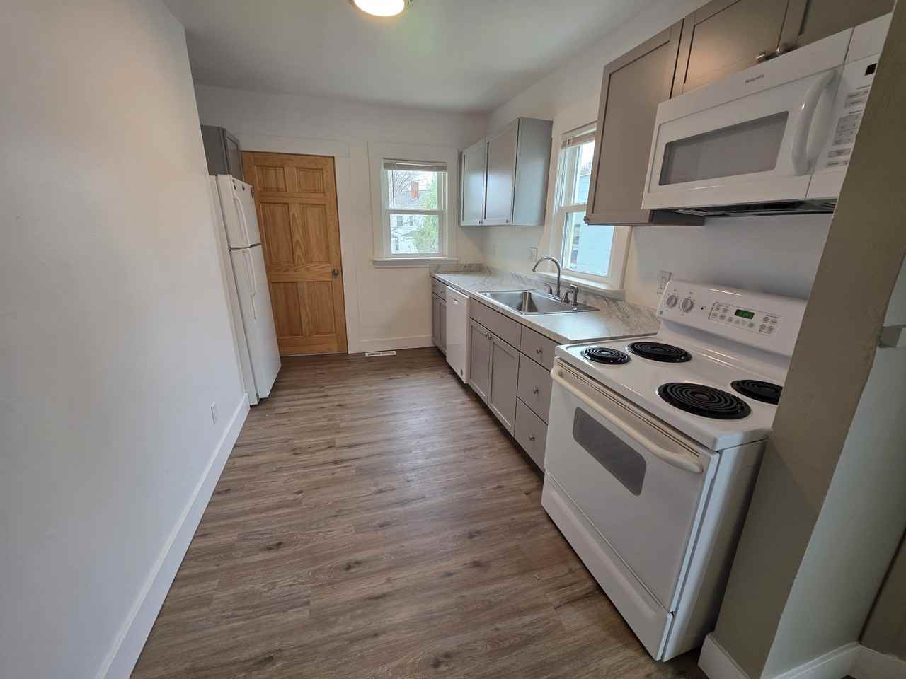 431 Boyne Ave #A - Photo 4 of 8