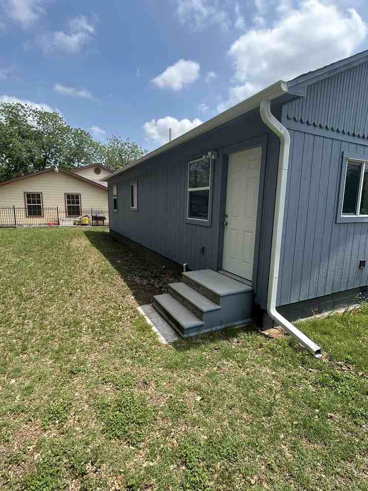 1007 E Grand Ave #NA - Photo 2 of 14