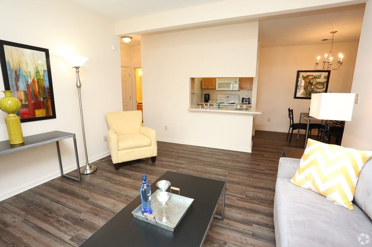 Garden Gate Apartments - Photo 7 of 50