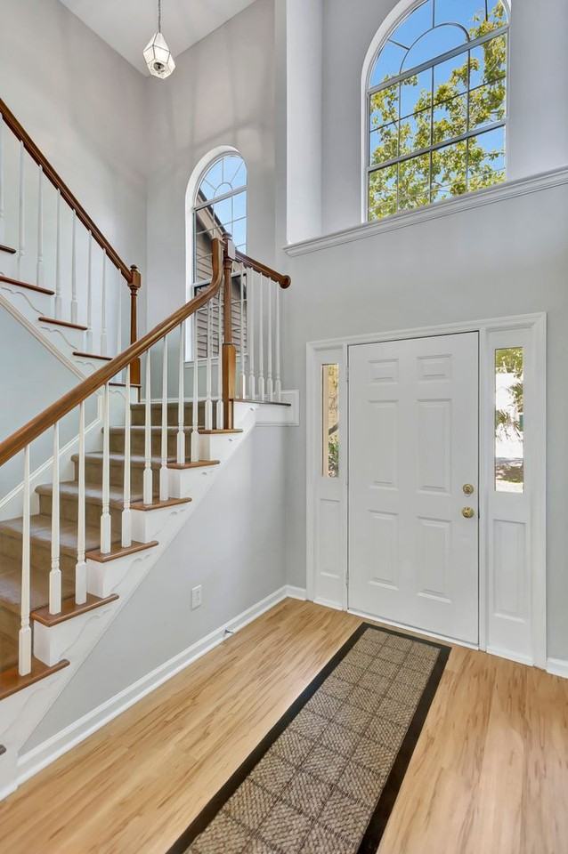 3282 Heathland Way - Photo 3 of 39