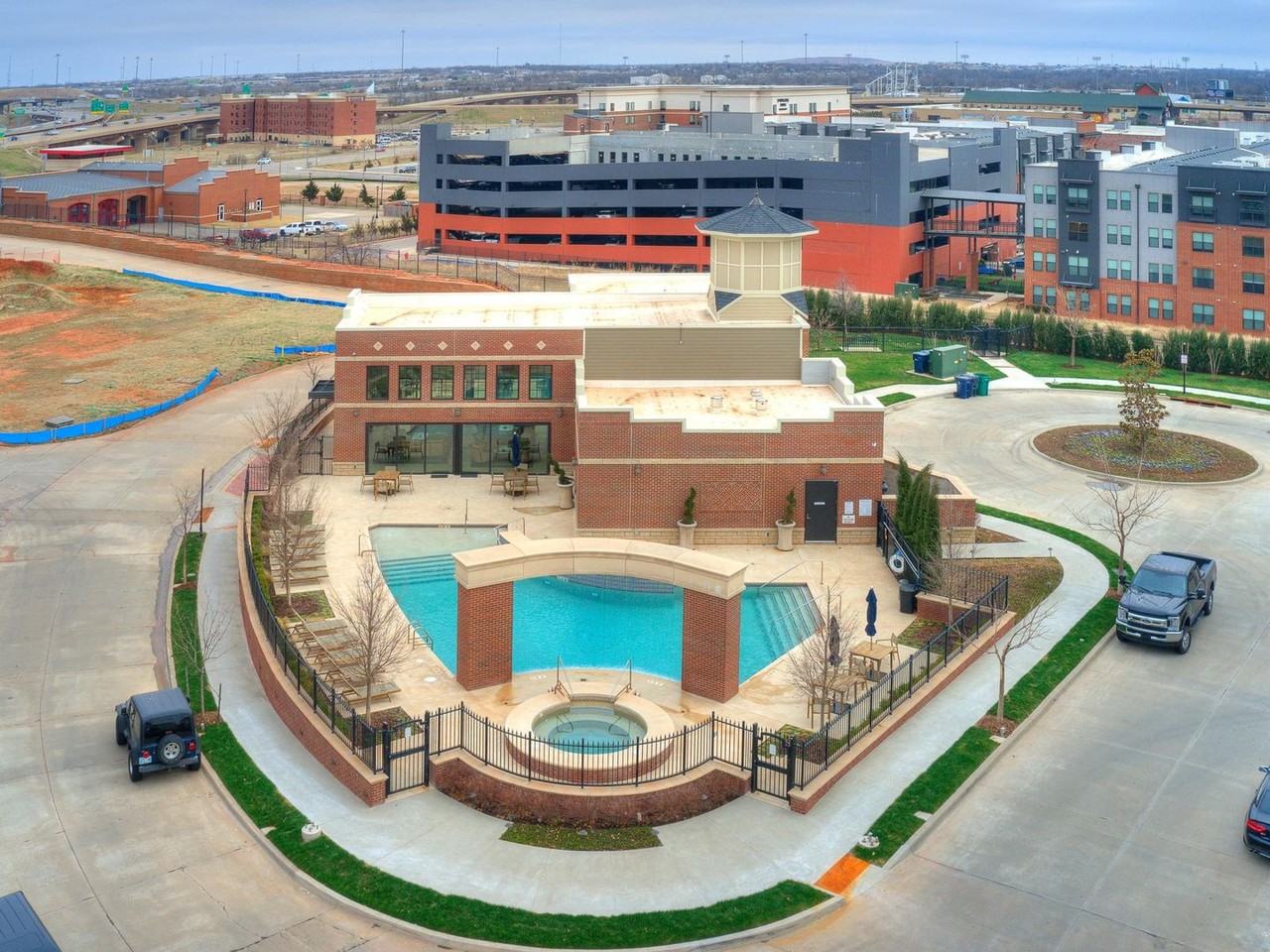 209 N Geary Ave - Photo 5 of 29