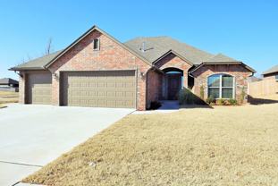 529 Whispering Oaks Blvd - Photo 1 of 1